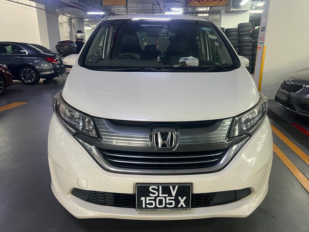 Honda Freed Hybrid (Monthly/ Yearly Contract only)